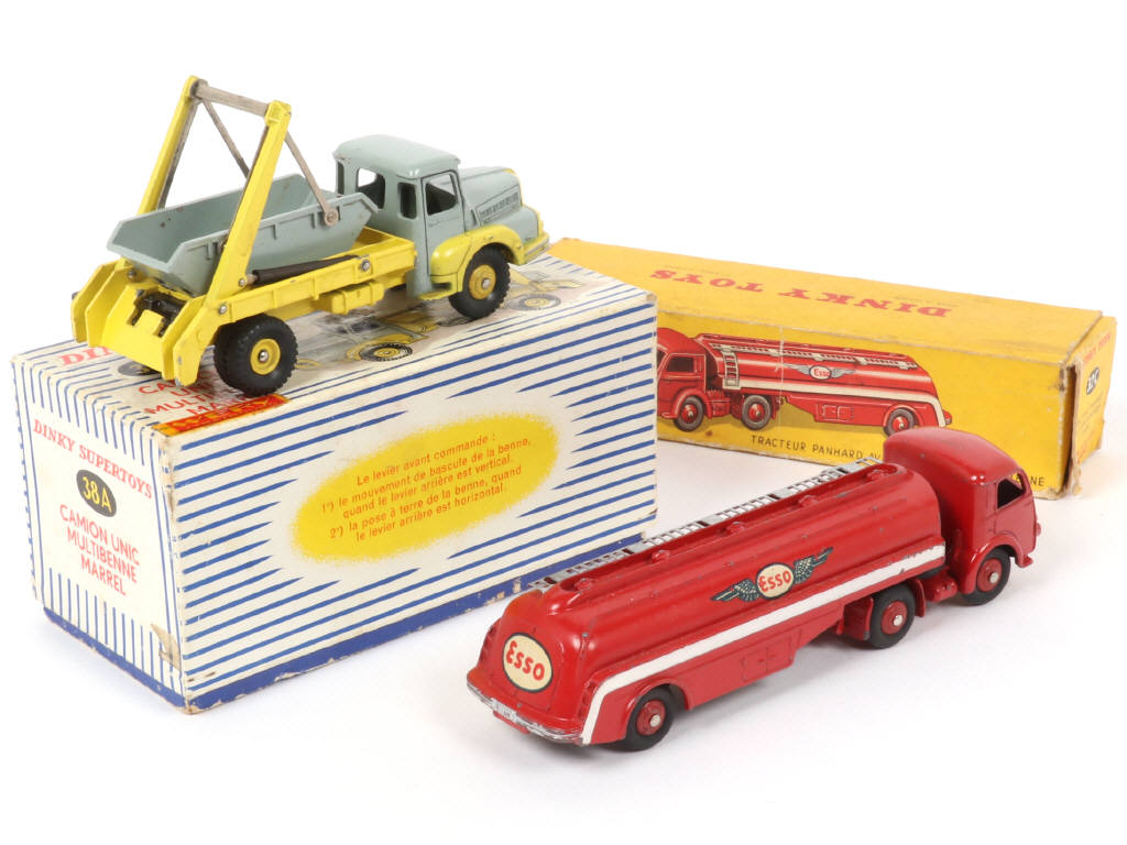 Lot 231 - DINKY TOYS (FRANCE) (2)