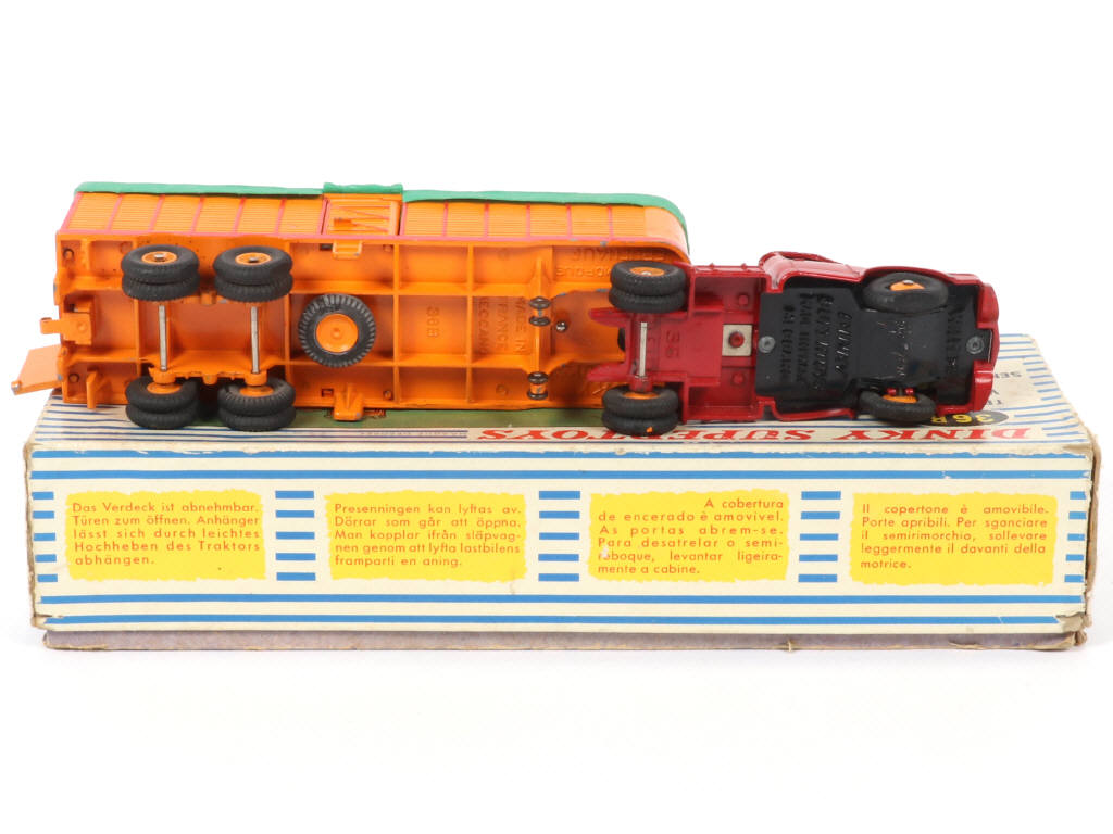 Lot 204 - DINKY TOYS (FRANCE) (1)