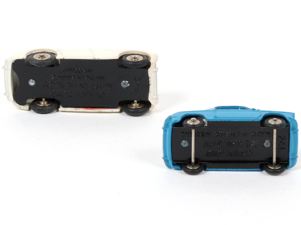 Lot 211 - DINKY TOYS (FRANCE) (2)