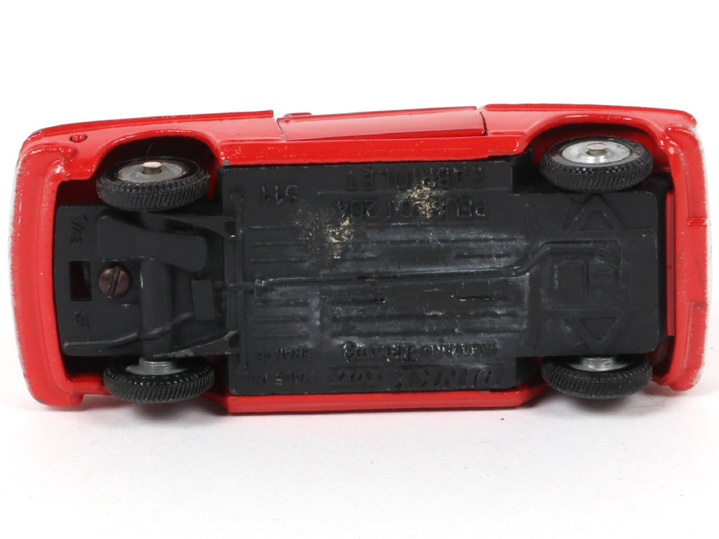 Lot 92 - DINKY TOYS (FRANCE) (1)