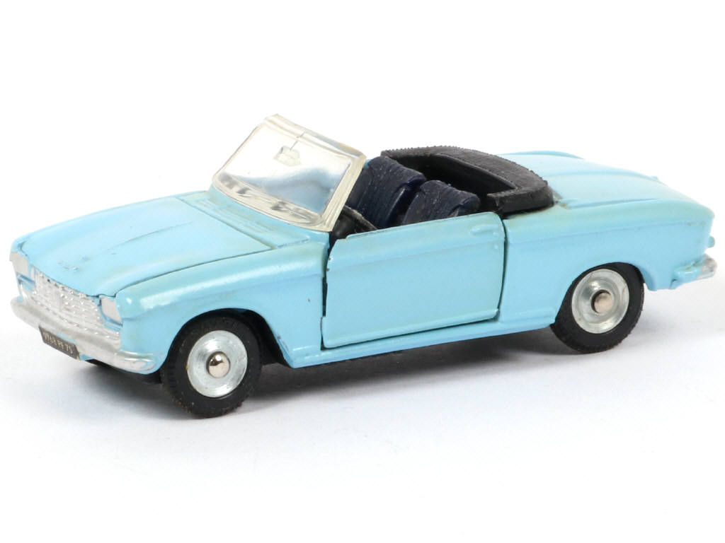Lot 95 - DINKY TOYS (FRANCE) (1)