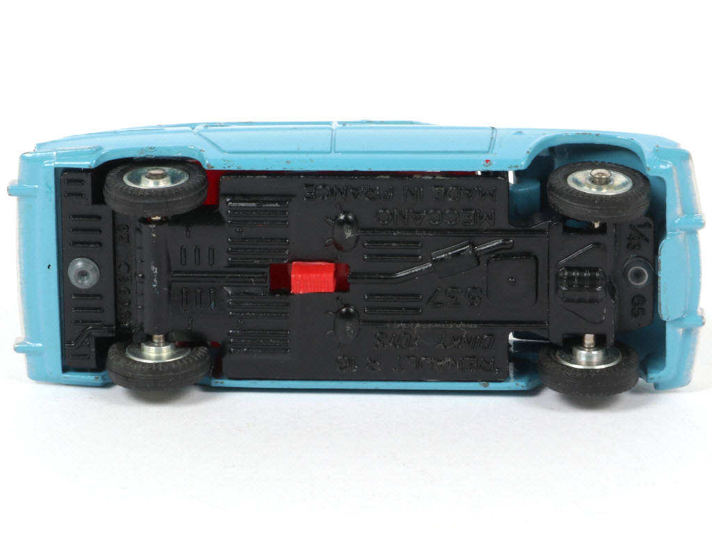Lot 115 - DINKY TOYS (FRANCE) (1)
