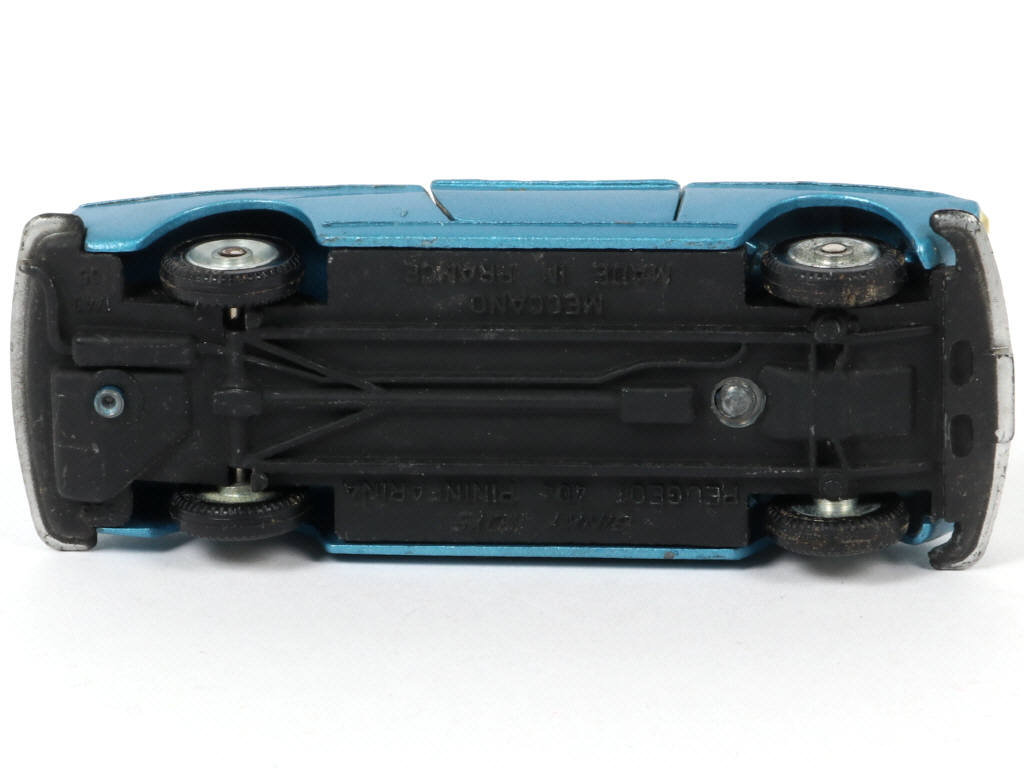 Lot 107 - DINKY TOYS (FRANCE) (1)