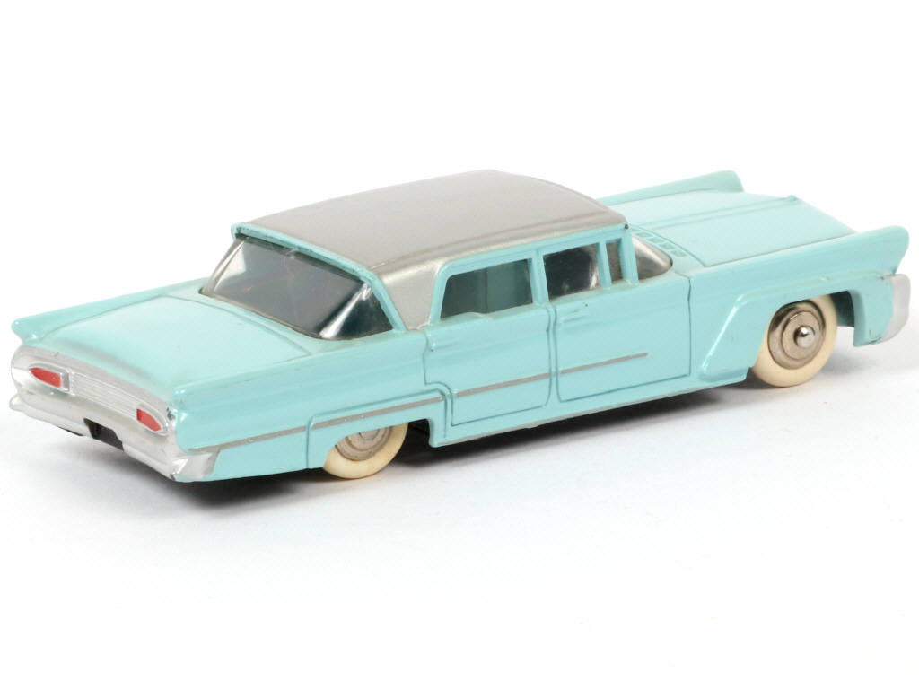 Lot 110 - DINKY TOYS (FRANCE) (1)