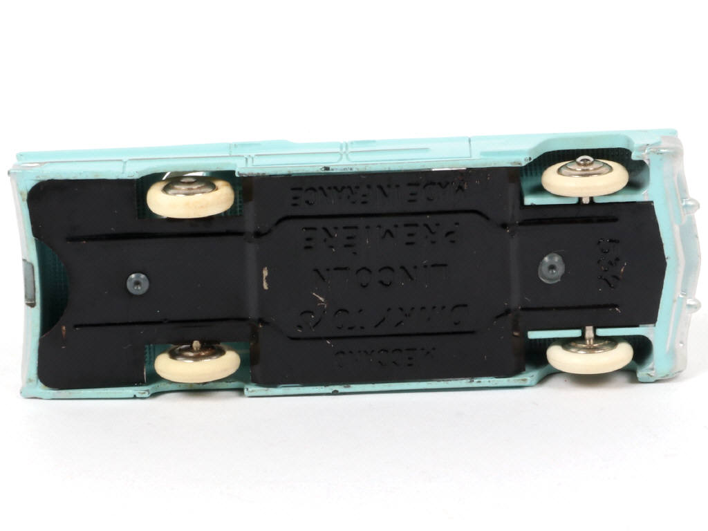 Lot 110 - DINKY TOYS (FRANCE) (1)