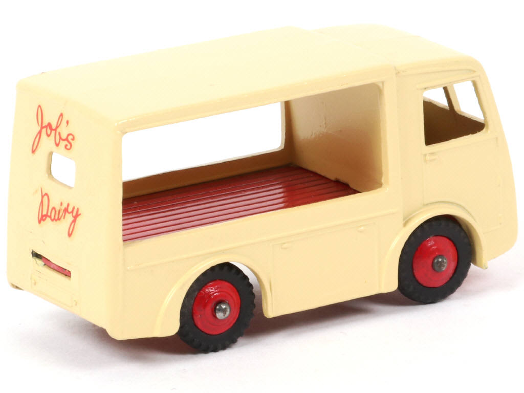 Lot 28 - DINKY TOYS (GB) (1)