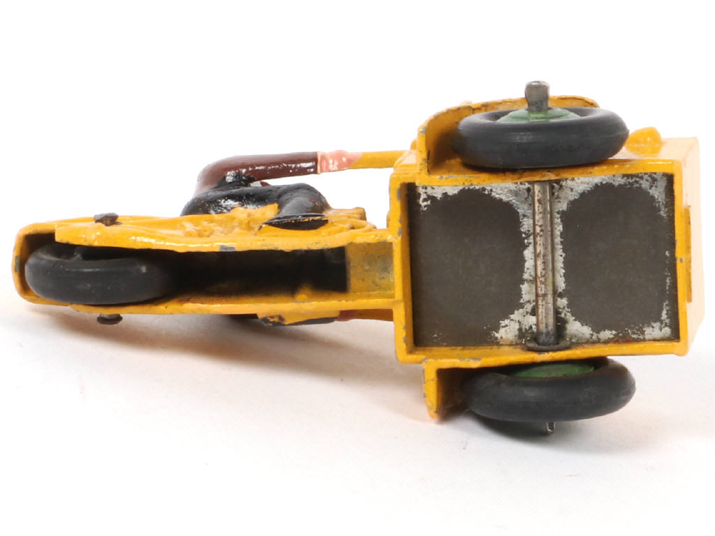 Lot 63 - DINKY TOYS (FRANCE) (1)