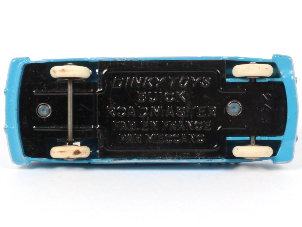 Lot 83 - DINKY TOYS (FRANCE) (1)