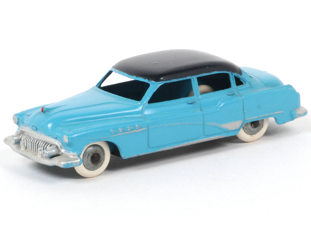 Lot 84 - DINKY TOYS (FRANCE) (1)
