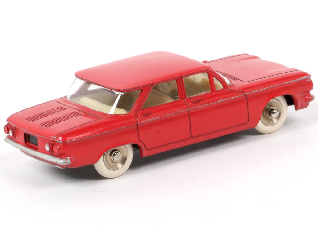 Lot 125 - DINKY TOYS (FRANCE) (1)