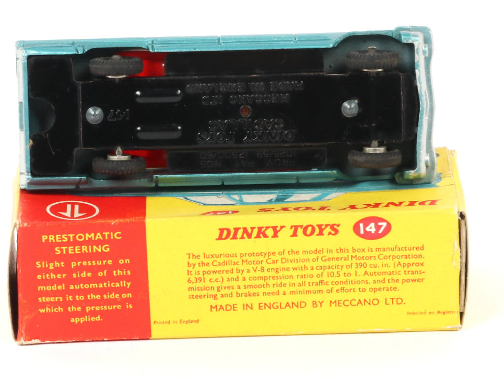 Lot 46 - DINKY TOYS (GB) (1)