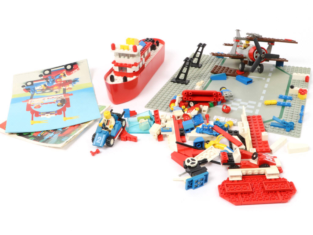Lot 63 - DIVERS (1)