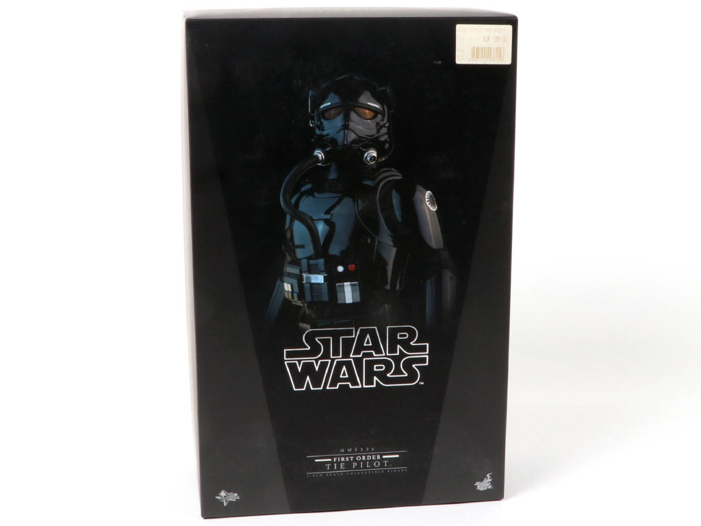 Lot 147 - HOT TOYS (JAPON) (1)