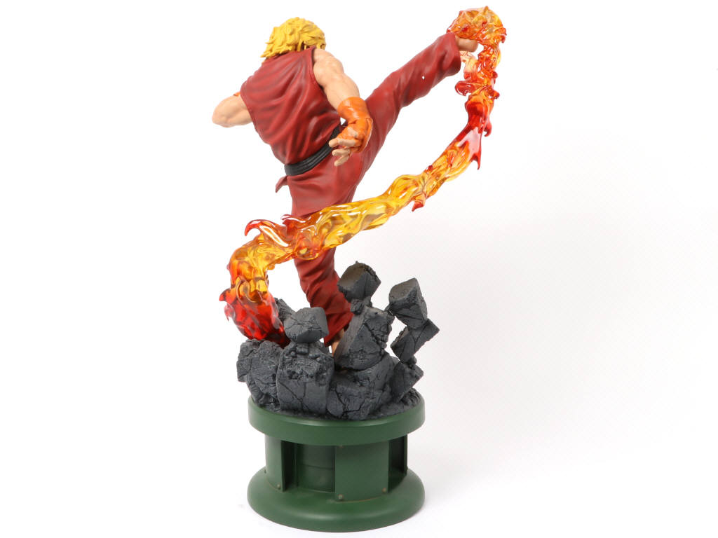 Lot 165 - PCS COLLECTIBLES (CHINE) (1)