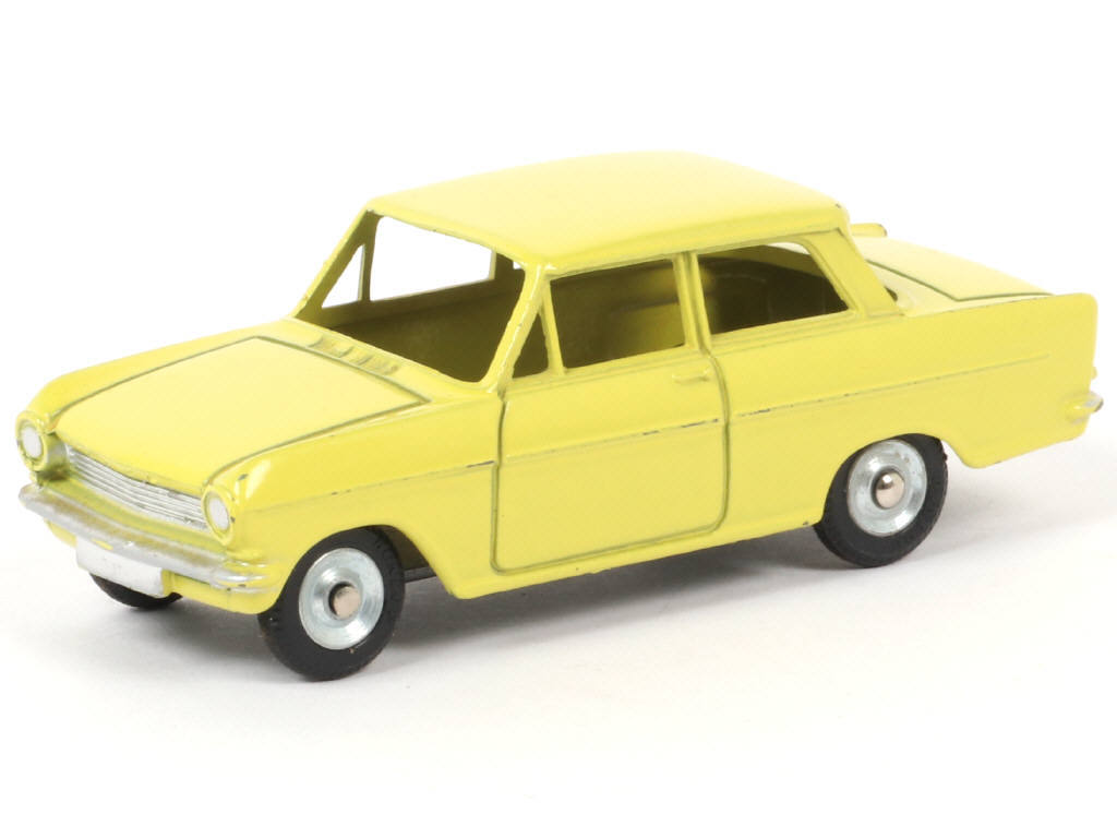 Lot 133 - DINKY TOYS (FRANCE) Série JUNIOR (1)