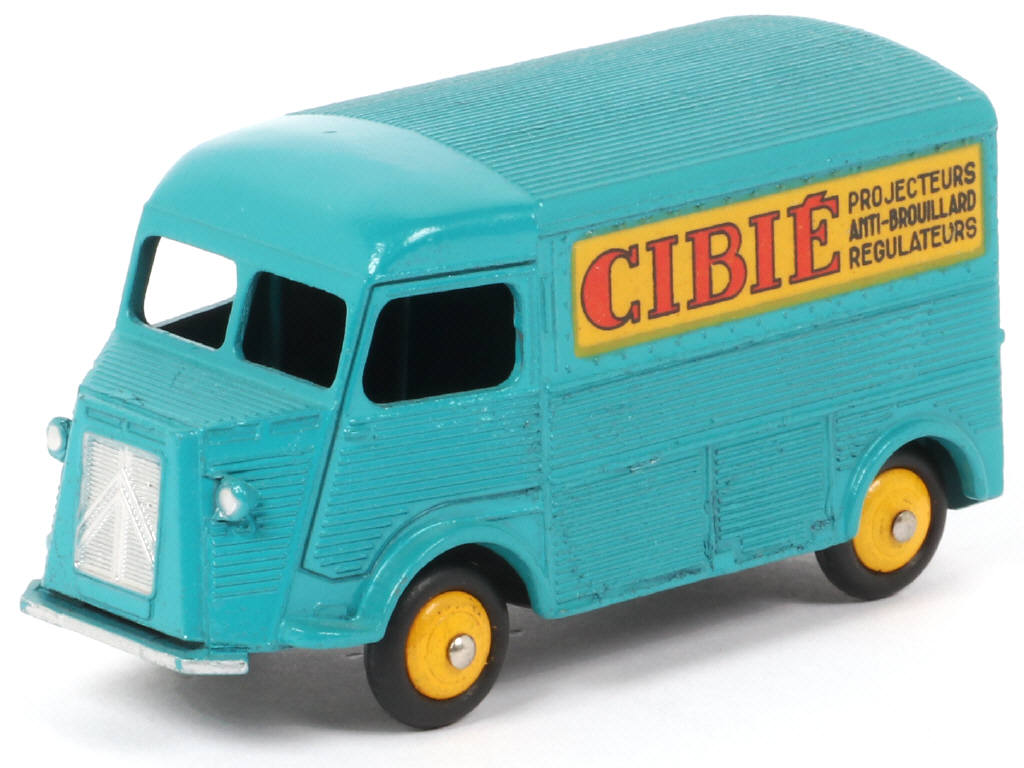 Lot 317 - DINKY TOYS (FRANCE) (1)