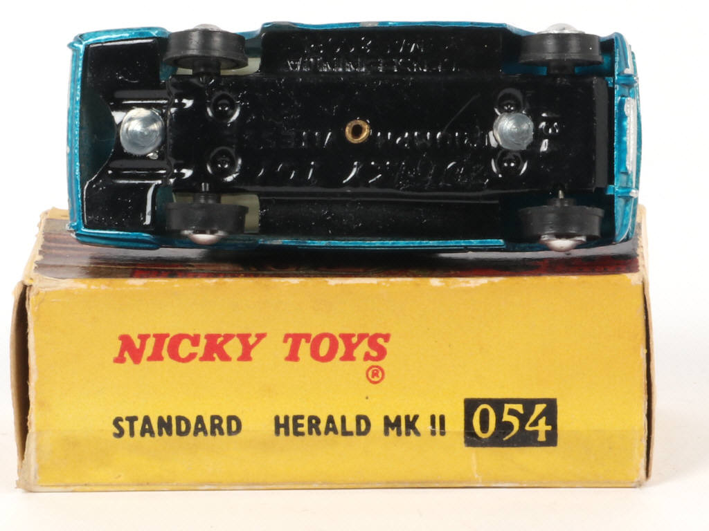 Lot 98 - NICKYTOYS (INDE) (1)