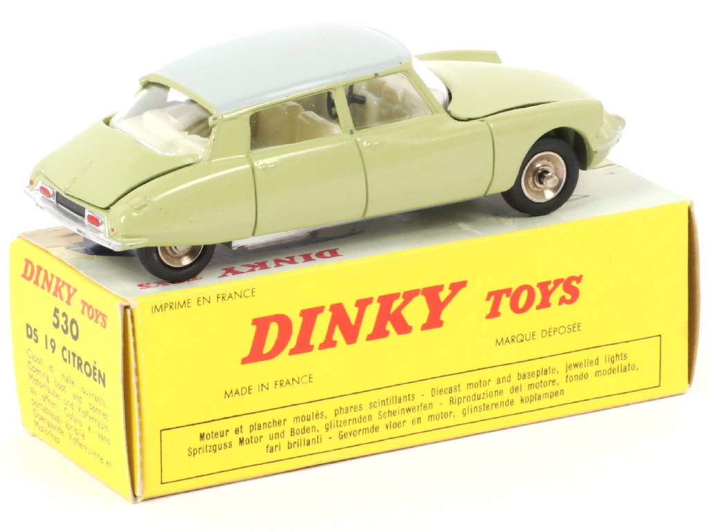 Lot 181 - DINKY TOYS (FRANCE) (1)