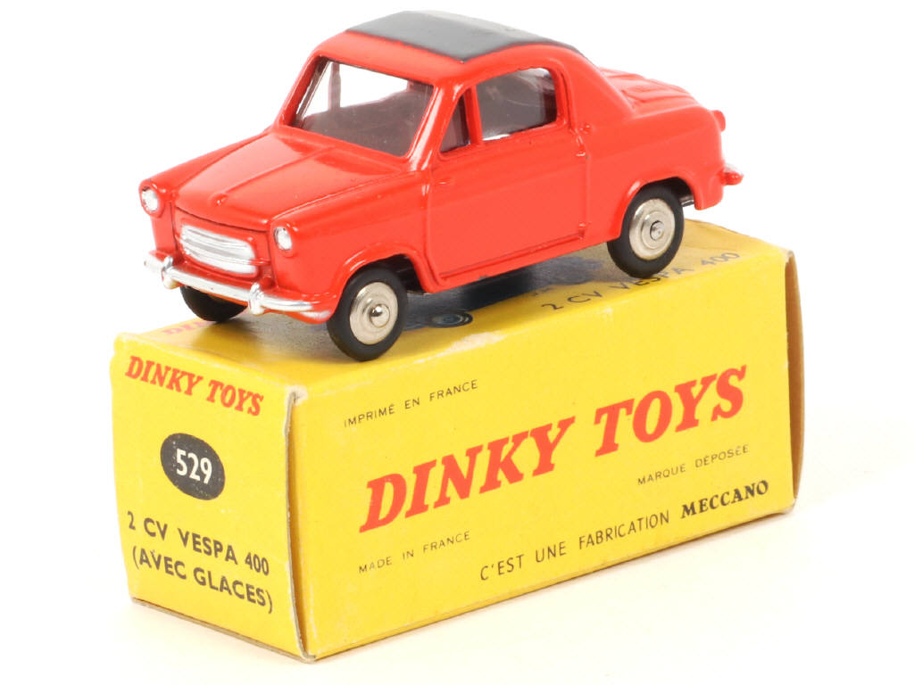 Lot 201 - DINKY TOYS (FRANCE) (1)