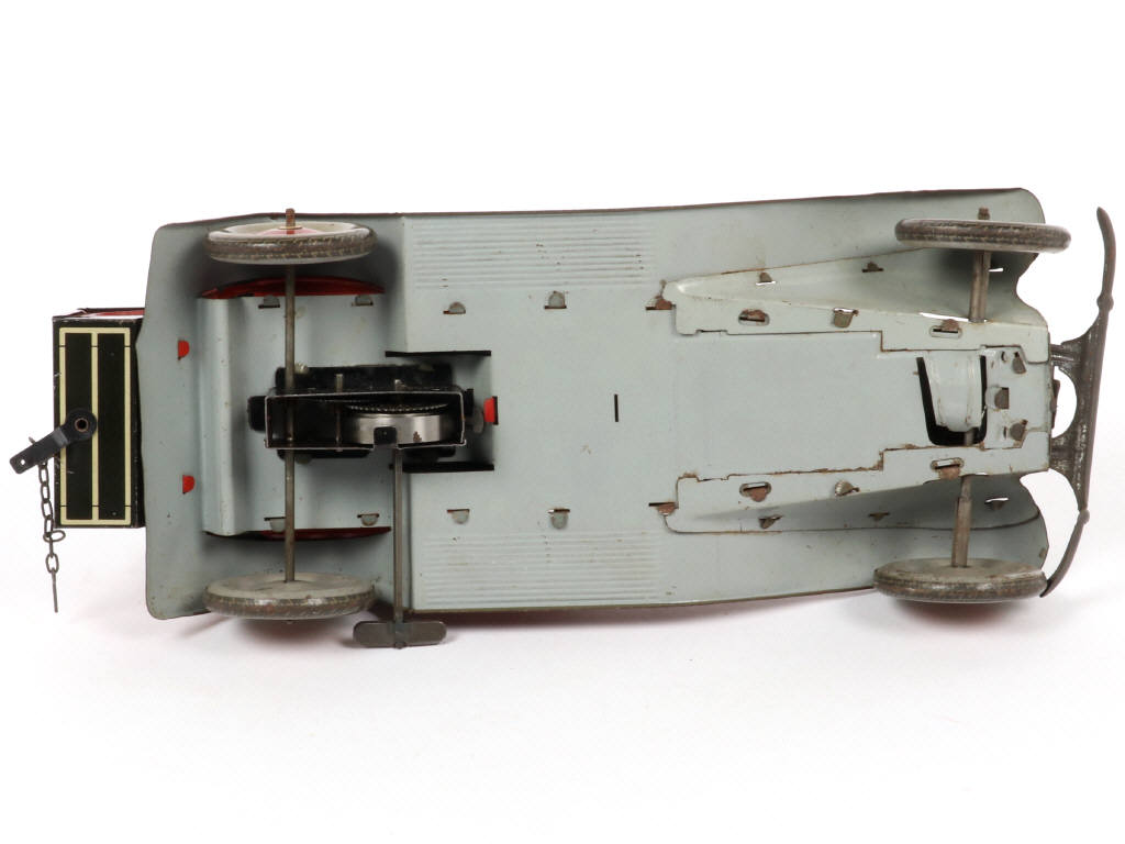 Lot 9 - DIVERS (1)