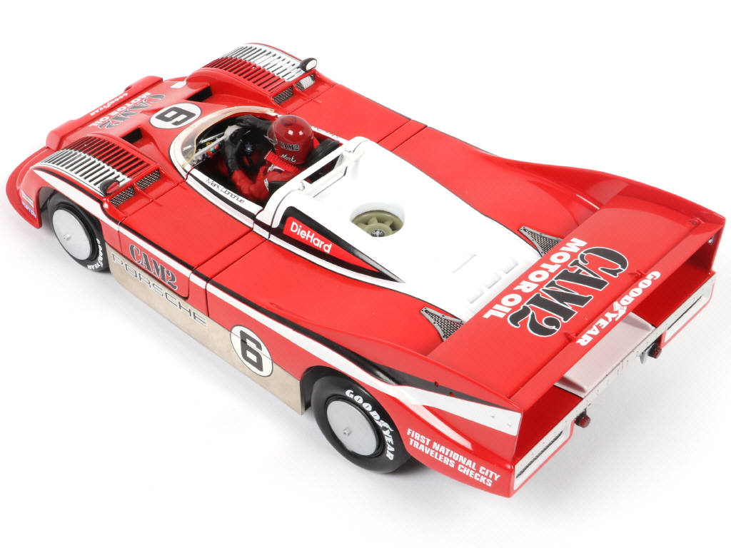 Lot 127 - EXOTO (USA) (1)