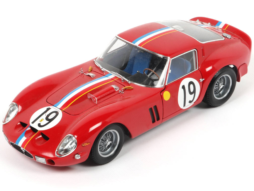 Lot 116 - KYOSHO (JAPON) (1)