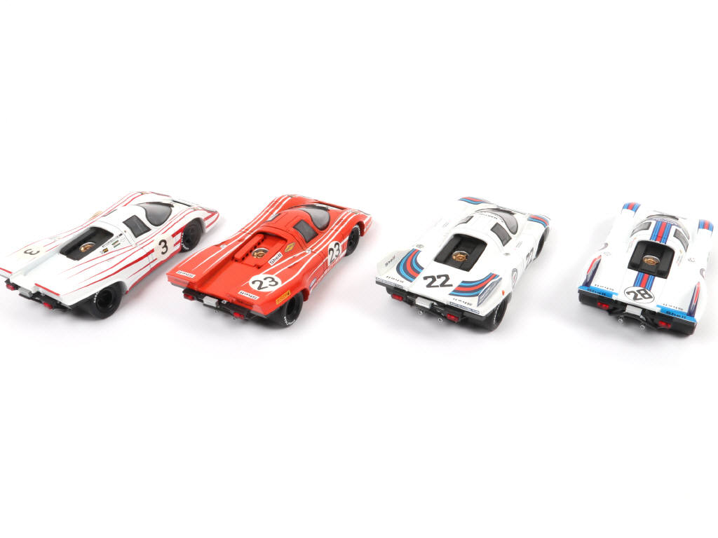 Lot 51 - UNIVERSAL HOBBIES (CHINE) (4)