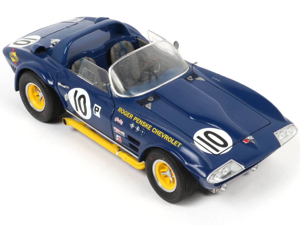 Lot 134 - EXOTO (USA) (1)