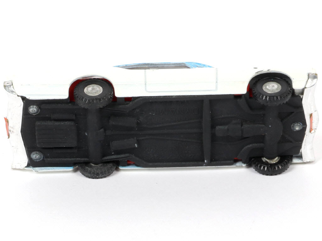 Lot 103 - DINKY TOYS (GB) (1)