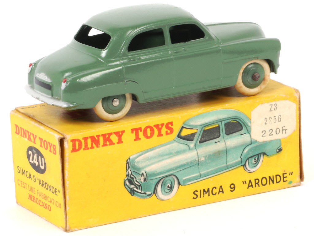 Lot 157 - DINKY TOYS (FRANCE) (1)