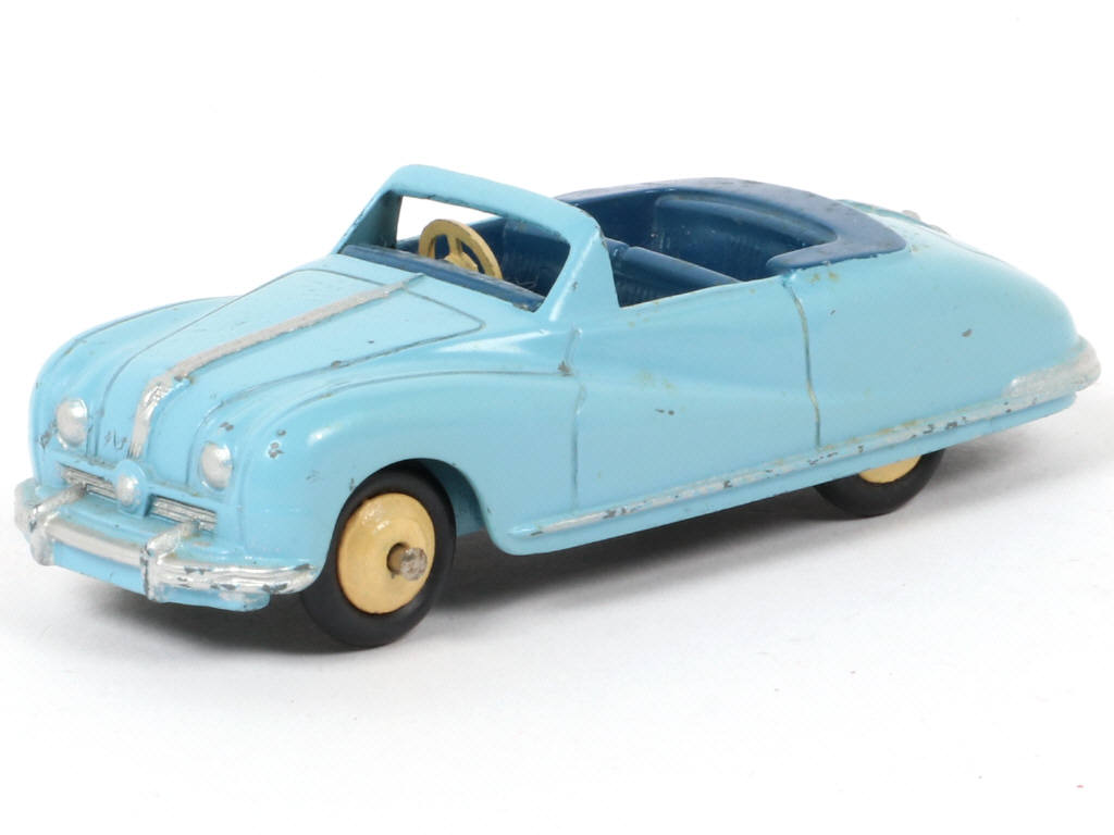 Lot 31 - DINKY TOYS (GB) (1)