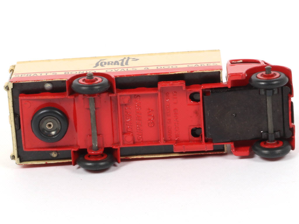 Lot 74 - DINKY TOYS (GB) (1)