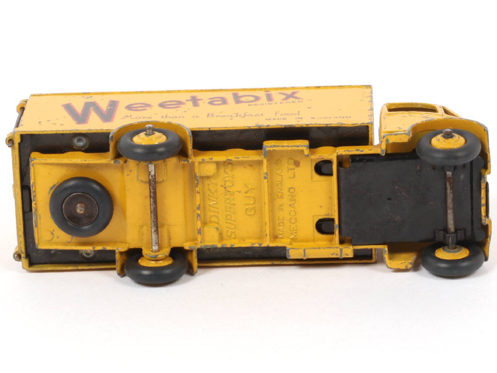 Lot 77 - DINKY TOYS (GB) (1)