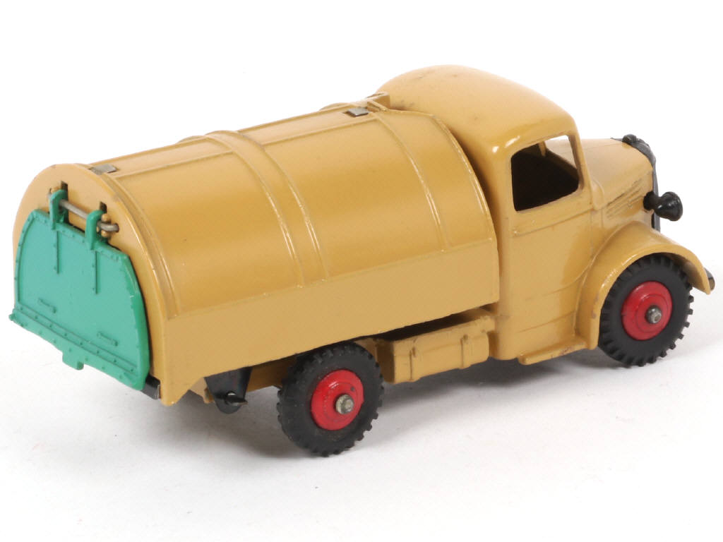Lot 73 - DINKY TOYS (GB) (1)