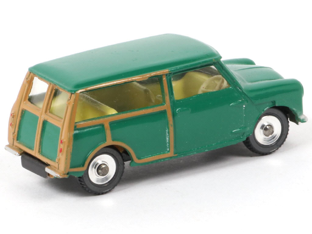Lot 45 - DINKY TOYS (GB) (1)
