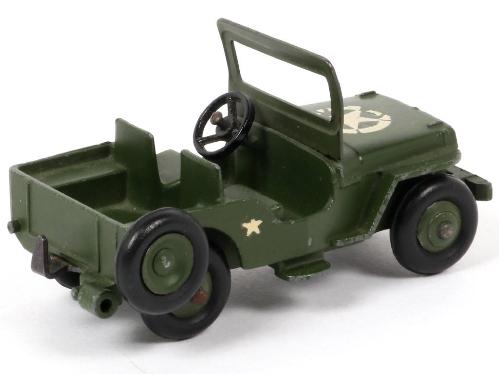 Lot 20 - DINKY TOYS (GB) (1)