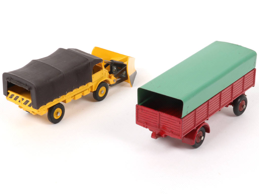 Lot 210 - DINKY TOYS (FRANCE) (2)