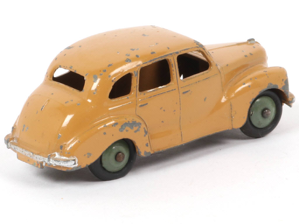 Lot 36 - DINKY TOYS (GB) (1)
