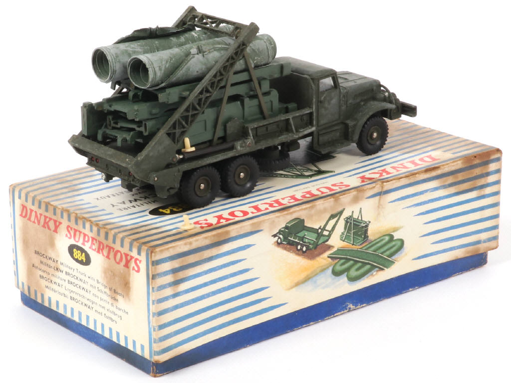Lot 199 - DINKY TOYS (FRANCE) (1)