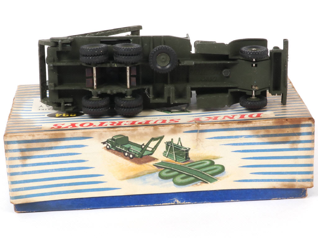 Lot 199 - DINKY TOYS (FRANCE) (1)