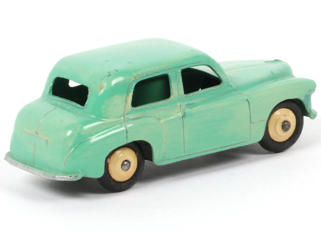 Lot 65 - DINKY TOYS (GB) (1)