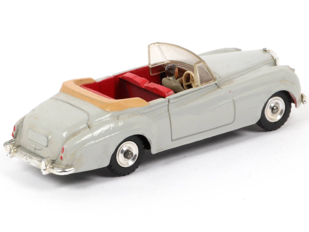 Lot 62 - DINKY TOYS (GB) (1)