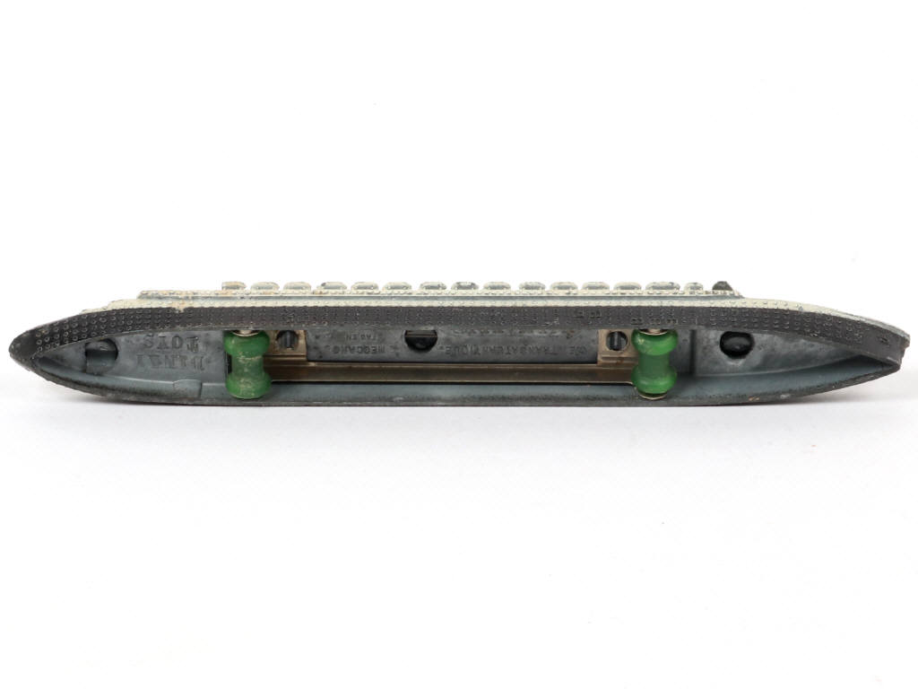 Lot 203 - DINKY TOYS (FRANCE) (1)
