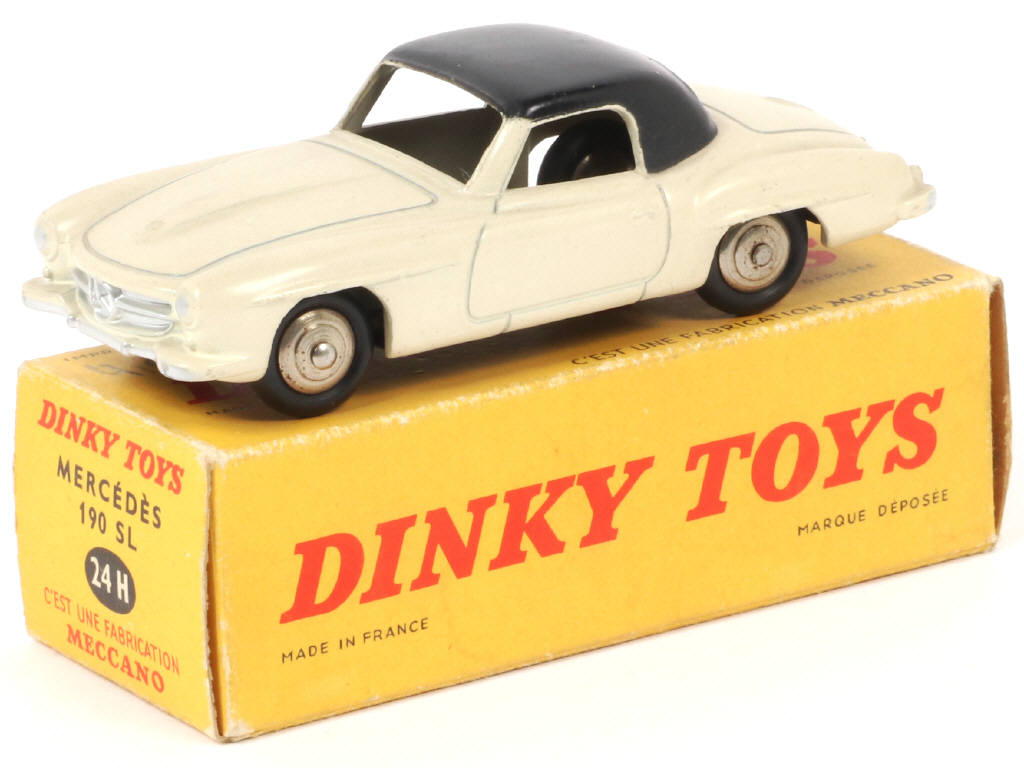 Lot 149 - DINKY TOYS (FRANCE) (1)
