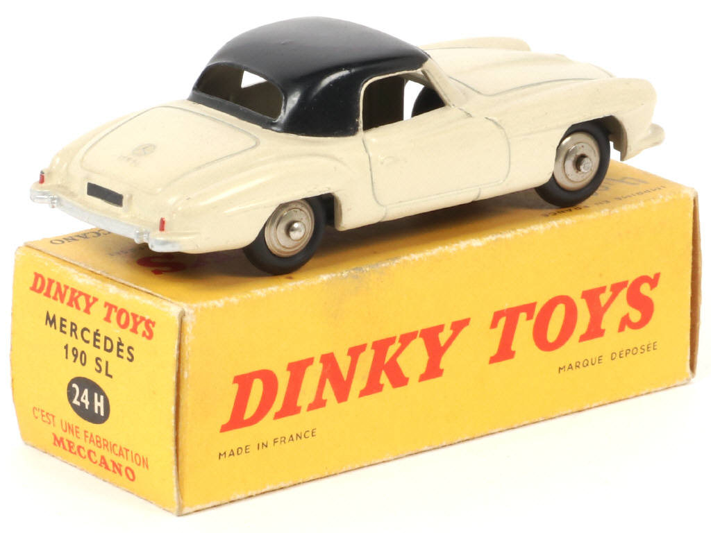 Lot 149 - DINKY TOYS (FRANCE) (1)