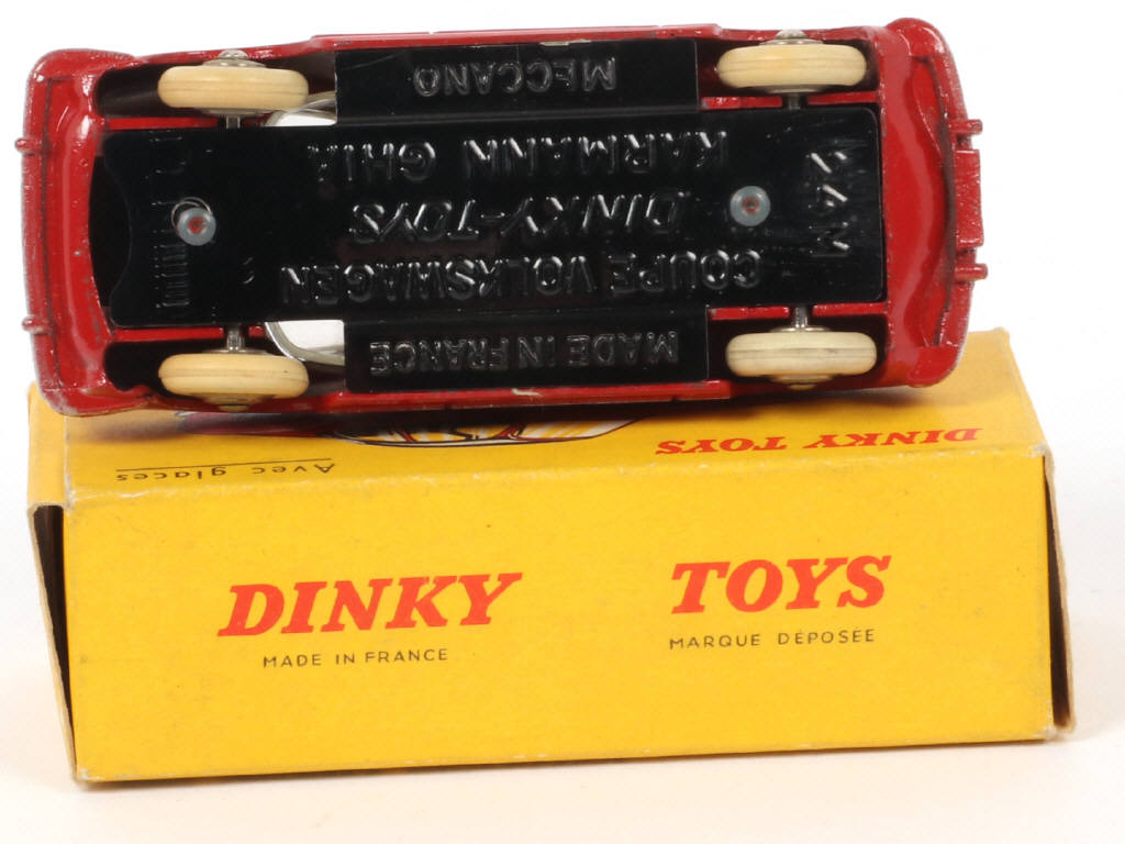 Lot 155 - DINKY TOYS (FRANCE) (1)