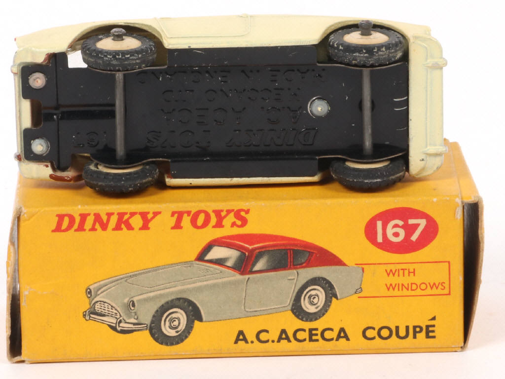 Lot 92 - DINKY TOYS (GB) (1)