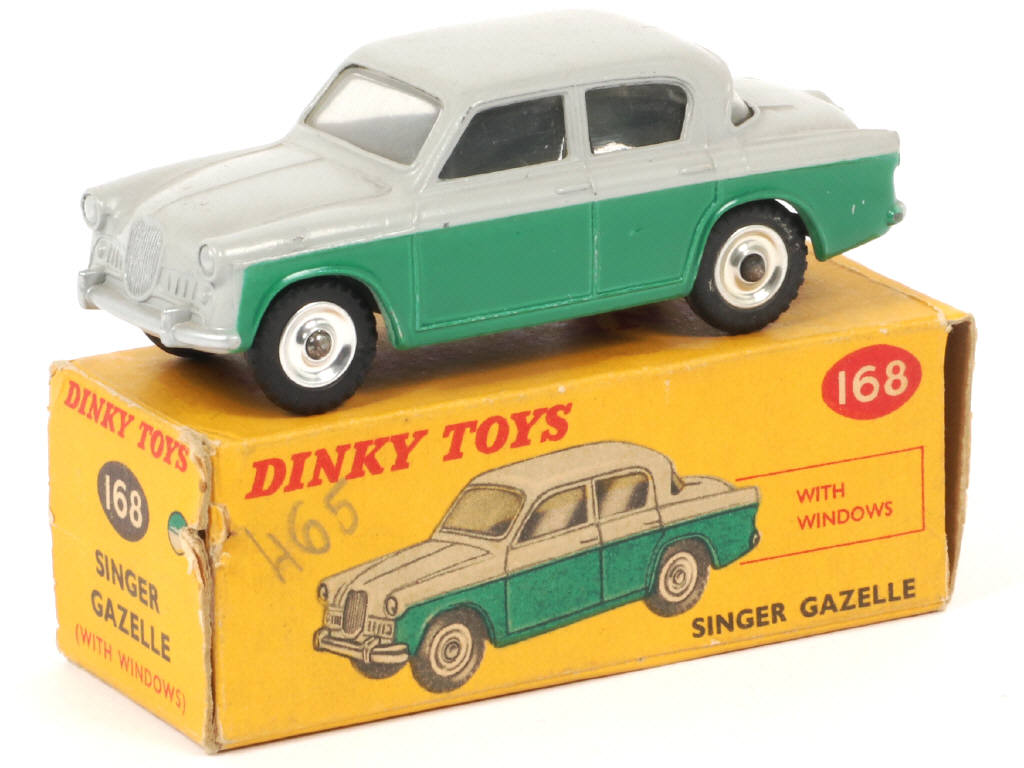 Lot 93 - DINKY TOYS (GB) (1)