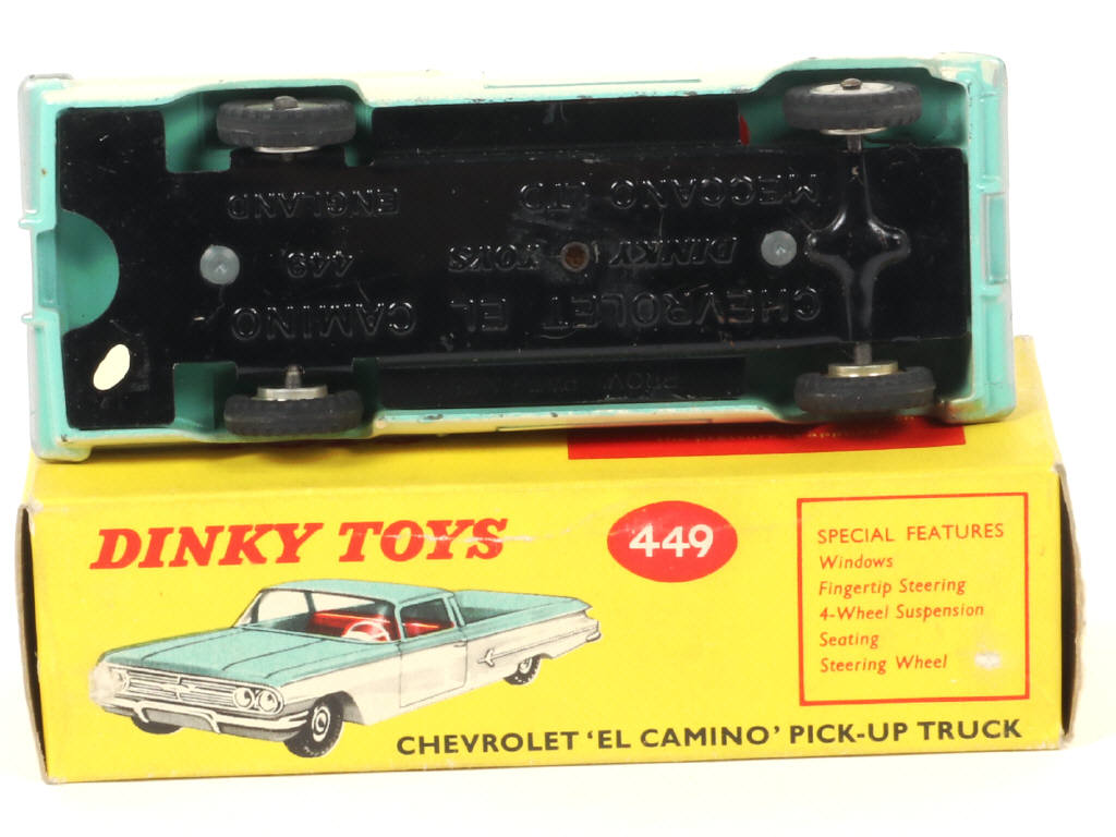 Lot 102 - DINKY TOYS (GB) (1)