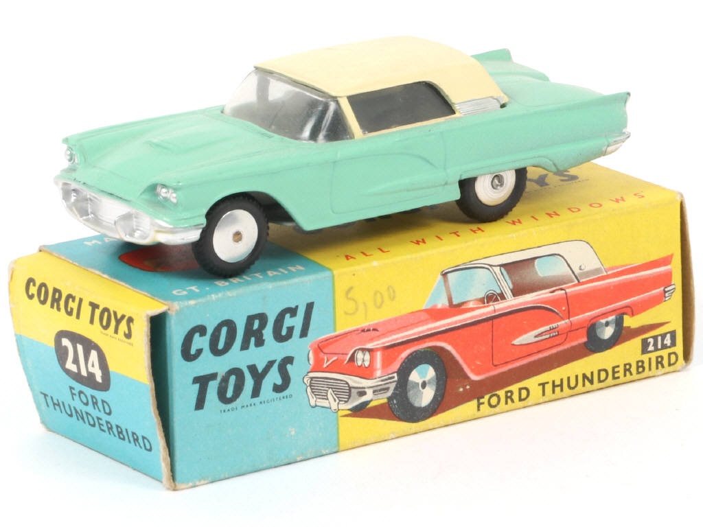 Lot 16 - CORGI TOYS (GB) (1)